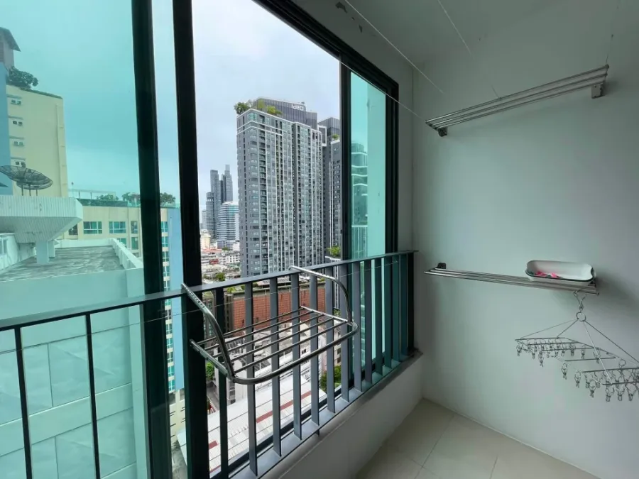 For rent: Ideo Q Chula–Samyan 1-bedroom apartment, fully furnished with appliances. Book now!