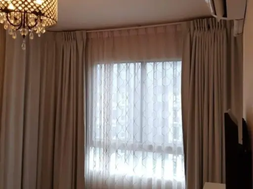 Condo for rent, Incio Seri Thai, corner room, across the street, no one living there, good price, hurry up and reserve it today, don't wait.