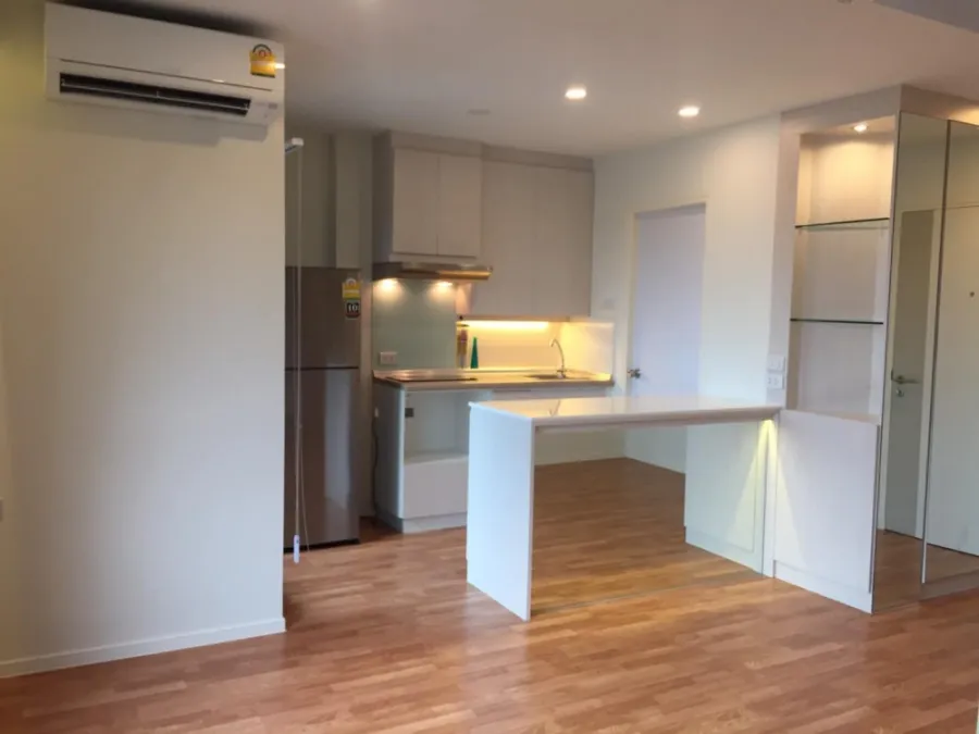 Condo for rent, Lumpini Ville Ratchaphruek-Bangwaek, 2 bedrooms, 2 bathrooms, convenient transportation, ready to move in, great price, don't miss it!