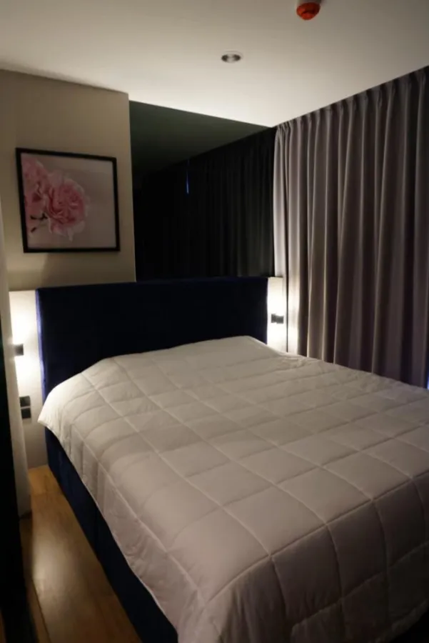 ให้เช่า คอนโด เดอะ ทรี อินเตอร์เชนจ์ ชั้น 27 วิวเมืองและแม่น้ำเจ้าพระยา ห้องสวย ตกแต่งครบครัน จองเลย