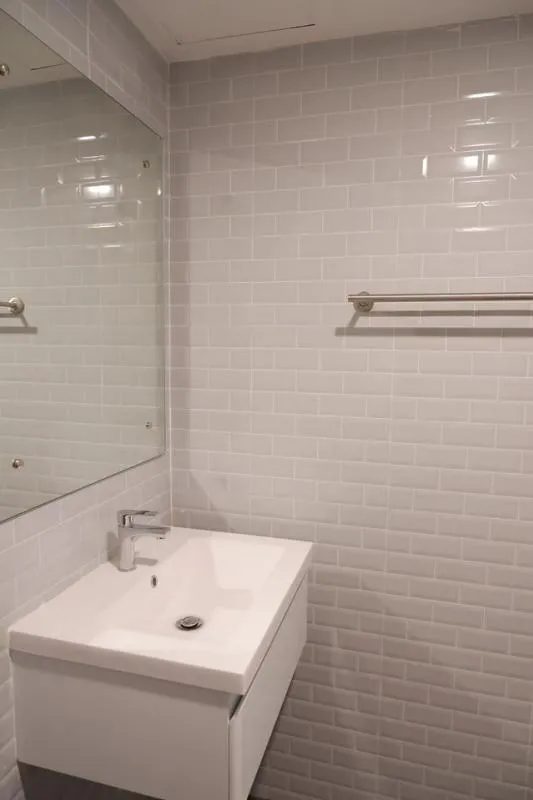 Condo for rent, Prima Srinakarin, very beautiful room, built-in, full furniture, close to the market, easy to find food, easy to travel, do not hesita