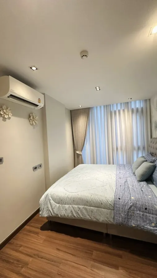 Selling U Charoen Residence Town in Town, a minimalist condo with a private atmosphere. Ready to move in.