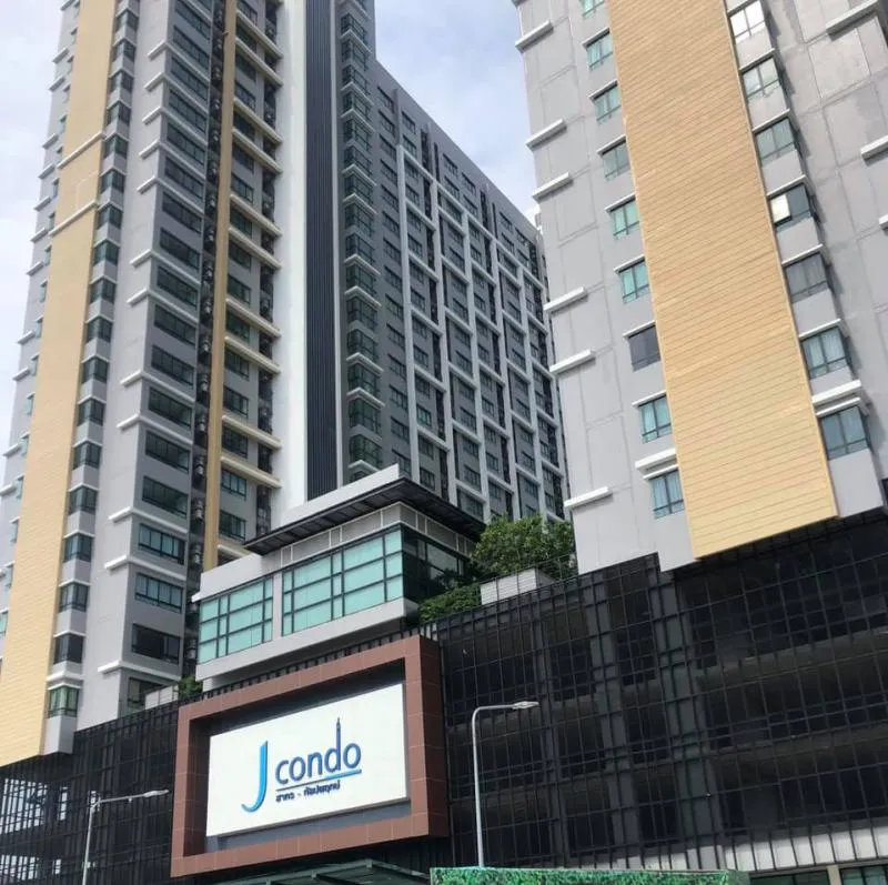 **ให้เช่า j condo สาทร-กัลปพฤกษ์**ห้องวิวสวย เดินทางสะดวก ใกล้ MRT ราคาเบามากกก!! มาจองเล้ยยยย!!!