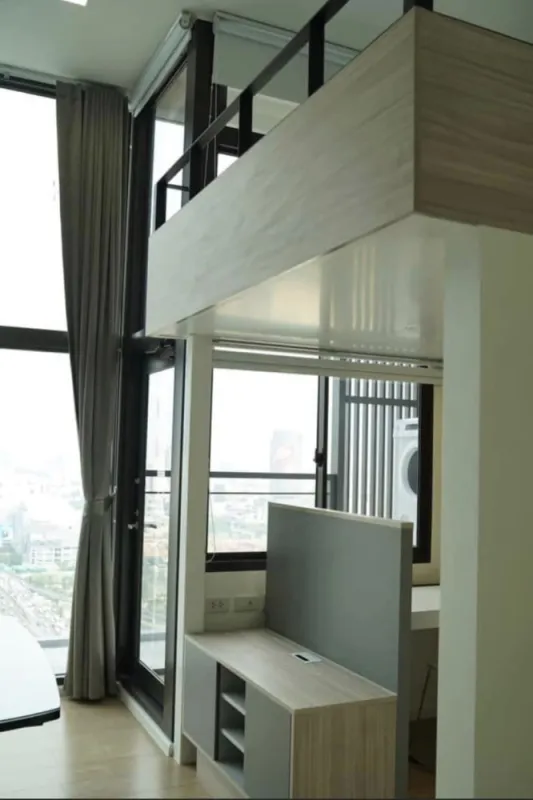 ขาย คอนโด ชีวาทัย เรสซิเดนซ์ อโศก ห้อง 2 ชั้น ขนาดกว้างกำลังดี เฟอร์ครบ วิวเมือง ราคาดี จองเลยจ้า