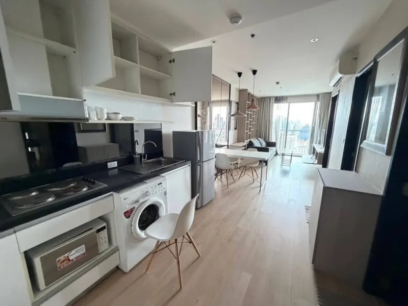 ให้เช่า Le Luk Condominium ชั้น 38 ห้องแต่งครบ น่าอยู่ สนใจจองเลย ห้ามพลาด