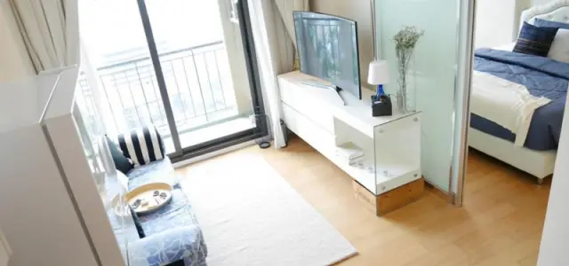 ขายคอนโดมิเนียมตกแต่งสวยงาม 1 ห้องนอน อีควิน็อกซ์ พหล-วิภา images
