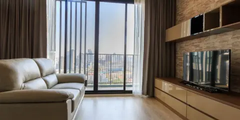 ห้องนี้ห้ามพลาด For Rent ควินน์ คอนโดมิเนียม ห้องว้าง ชั้นสูง ได้วิวเมืองและสระ ฟินสุดๆ รีบจองด่วนๆ