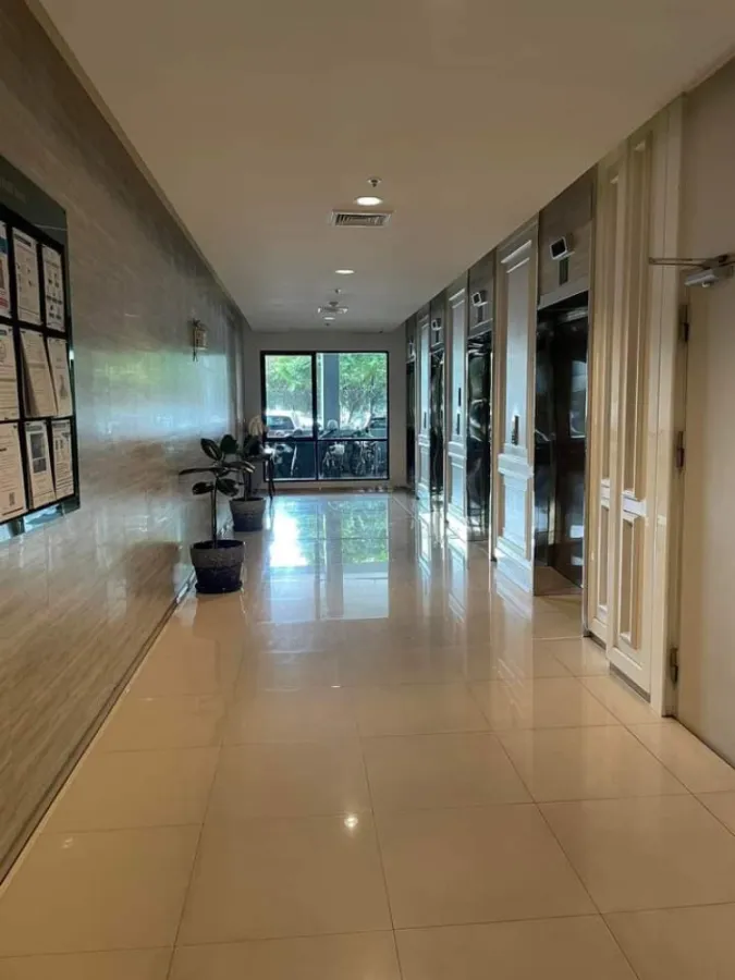 For rent, The Niche Pride Thonglor-Phetchaburi, north side, pool view, simple but inviting room, hurry to reserve