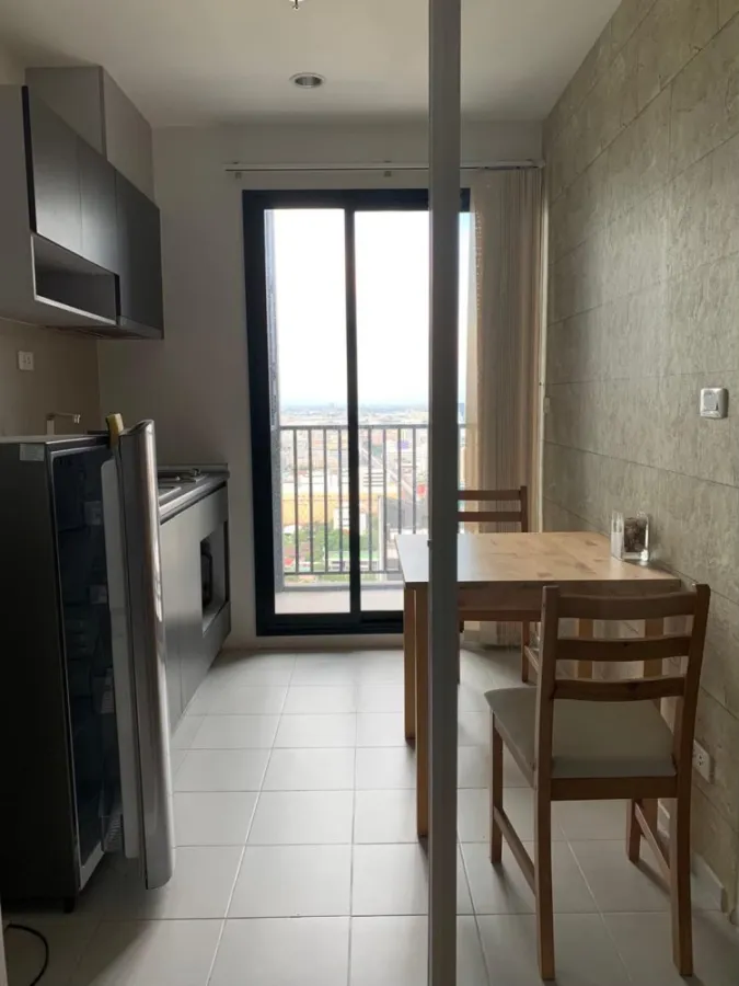 Condo for rent, The Base Rama 9-Ramkhamhaeng, nice room, high floor, great view, complete here, hurry to reserve.