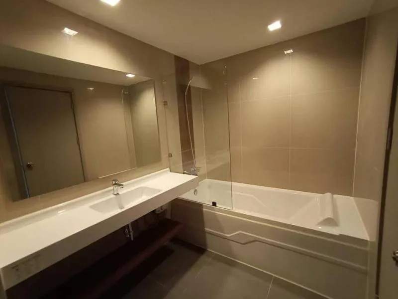 ให้เช่าคอนโด ideo 93 ชั้น 34, 2 bedrooms fully furnished 52.5 sqm ชั้นสูงมาก วิวสวยสุด