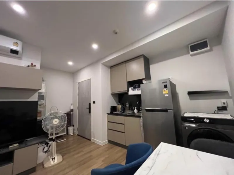 ขาย ให้เช่า groove condo ratchada rama9 ห้องมุมชั้น 4 ได้ความเป็นส่วนตัว ห้องขนาดใหญ่ รีบมาจับจอง