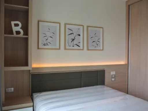 For rent!! Condo Rhythm Sukhumvit 36-38, 10th floor, good location condo, convenient transportation, near BTS Thonglor, book now!!