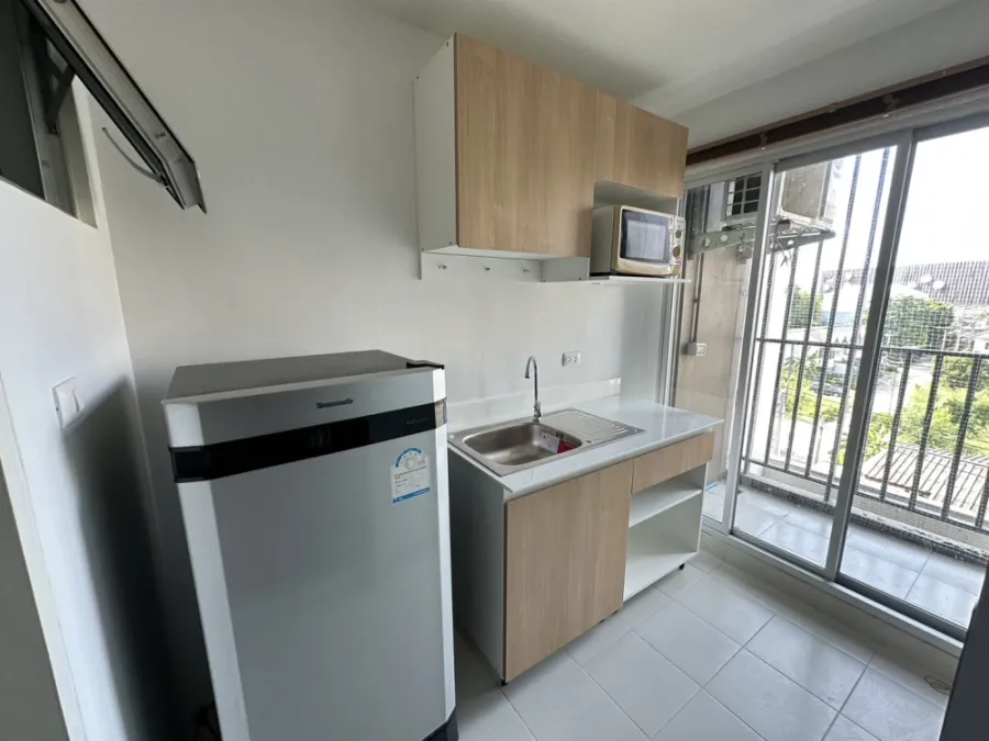 For rent: D Condo Campus Resort Bangsean, a comfortable room, fully furnished, good location, convenient transportation, reserve now!