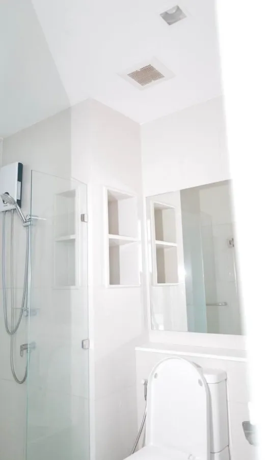 ขาย ไลฟ์ สุขุมวิท 62 ผนัง Wallpaper ทั้งห้อง ระบบภายในห้องเป็นระบบ Smart Home ไม่จองคือพลาดมาก