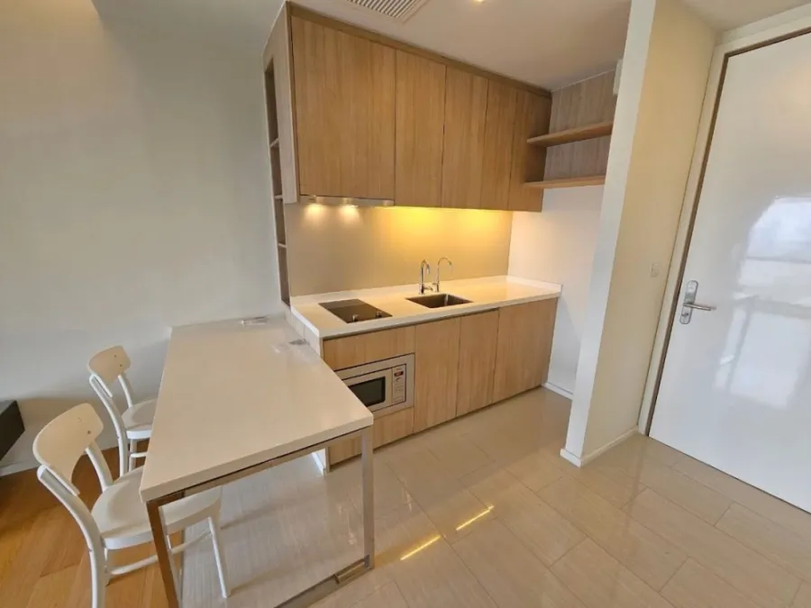 Condo for rent, Circle 2 Living Prototype, high floor, beautiful view, beautiful room, fully furnished and electrical appliances.