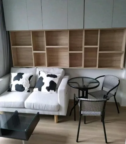 For rent: Artemis Sukhumvit 77, pool view, fully furnished, very livable. Book now, don't wait!