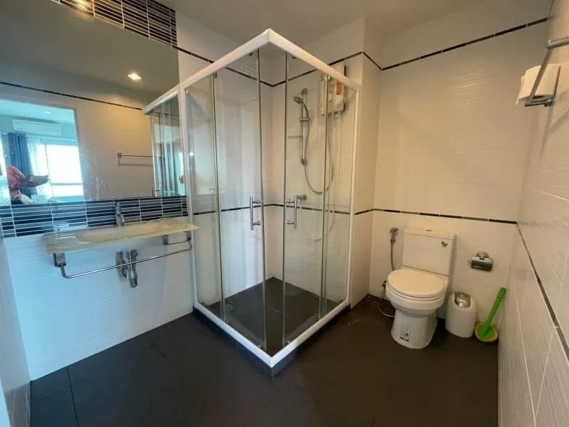 For Rent Centric Sea Pattaya ชั้นสูง วิวเมือง โล่ง โปร่ง สบายตา โซฟานั่งสบายสุดๆ รีบจับจองก่อนพลาด
