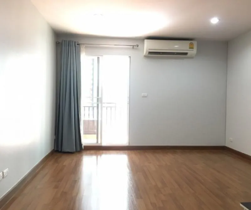ขายคอนโด Regent Home22 สุขุมวิท 85 ขนาด 31 ตร.ม. ชั้น 5 ห้องรับลมดี เดินทางสะดวกใกล้ bts รีบเลย