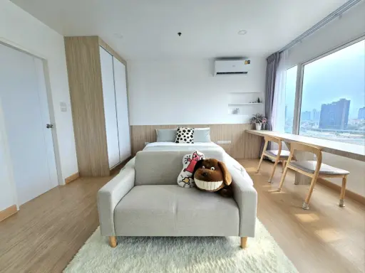 Condo for sale: Bangkok Horizon Phetkasem, 18th floor, east side, with balcony, great price, you must reserve quickly.