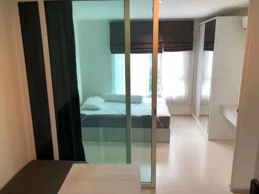 ขาย ASPIRE Erawan ห้องชั้นสูง พร้อมเฟอร์ มาแต่ตัวเข้าอยู่ได้เลย รีบจองเลย ก่อนพลาด+++ images