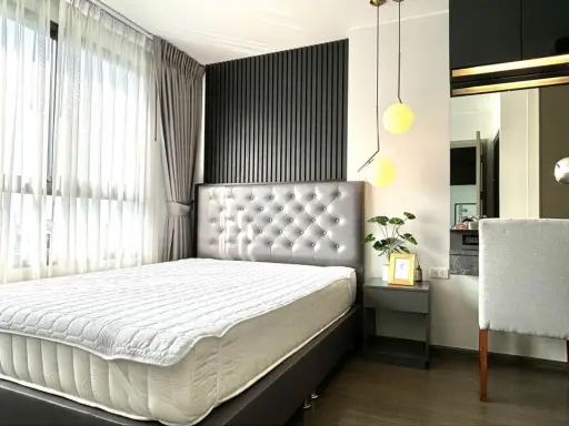 For rent, Ideo Sukhumvit 93, 10th floor, north balcony. Decorated with nice furniture. Don't miss it. Book now.