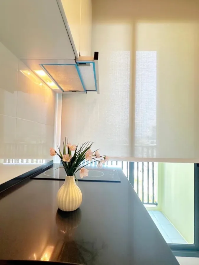 For rent Chewathai Kaset Nawamin, 8th floor, beautiful room, fully furnished, just carry your bags and move in immediately. Book now, don't miss it.
