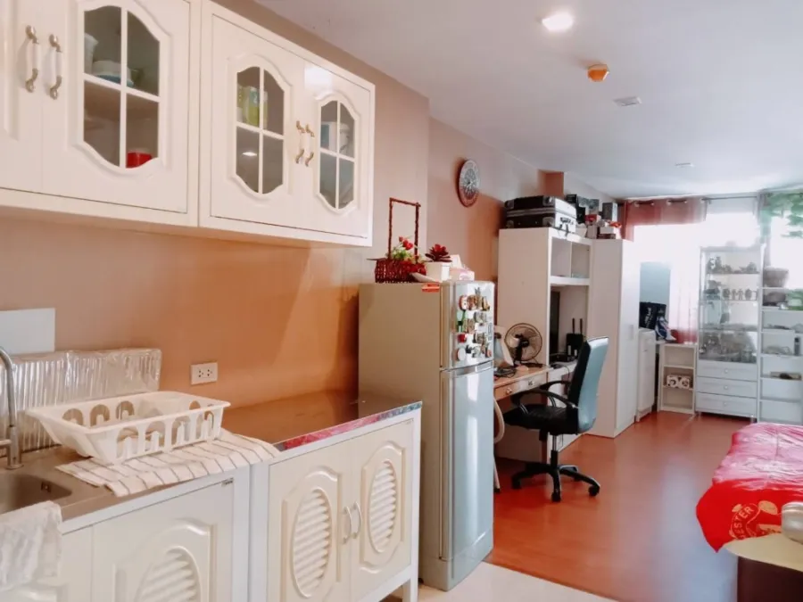 For sale: Airlink Residence Romklao, complete amenities, STUDIO room, ready to move in urgently.