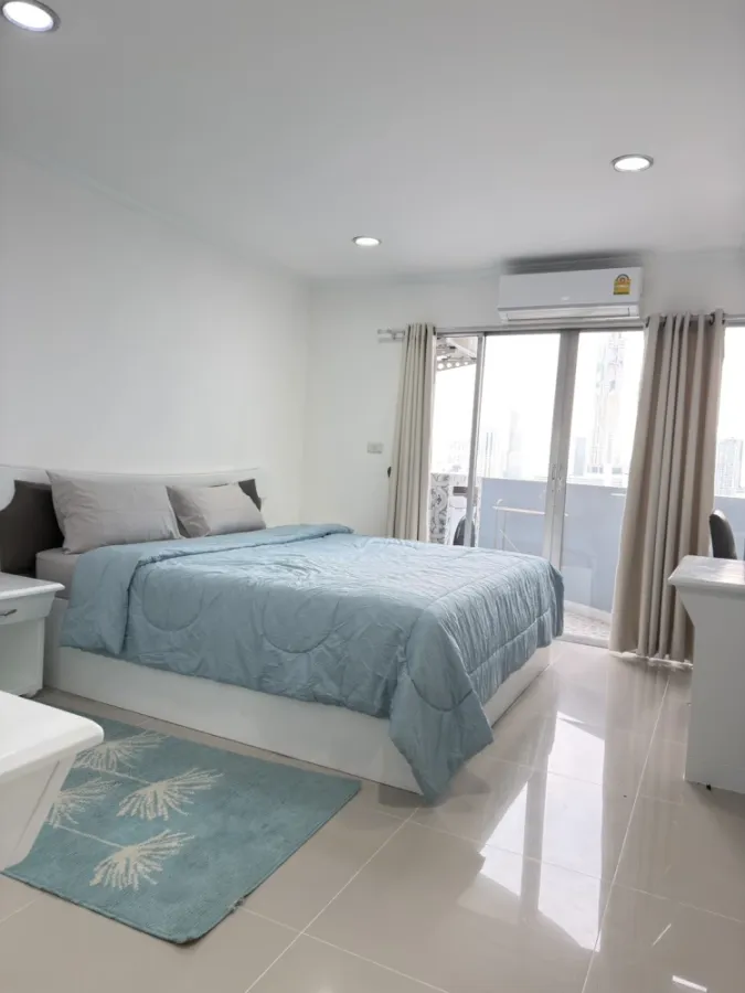 🌟🏙️ ให้เช่า วิทยะ คอมเพล็กซ์ | ห้องใหญ่ 95 ตร.ม. ใจกลางกรุงเทพ วิวเมืองสวย! 🏙️🌟