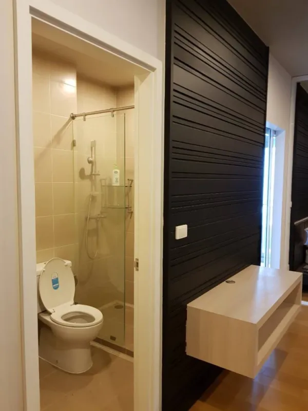 ให้เช่า Hive Taksin ห้องชั้นสูง กว้างขวาง เฟอร์พร้อม จองเลย