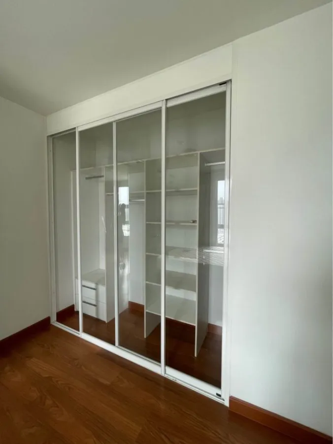 For rent, The Parkland Ratchada-Thapra, nice room, 23rd floor, north, good wind, sky train view, no building to block, book now.