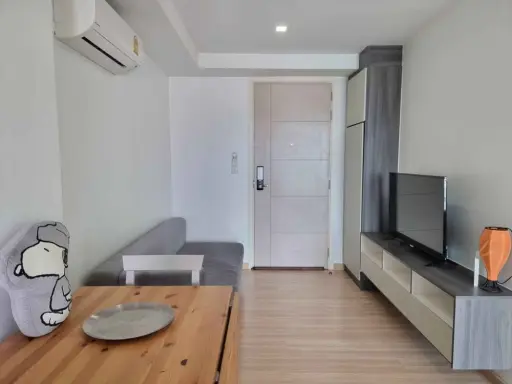 Condo for rent in Knightsbridge Sky City, clear room, beautiful decoration, clean, very nice, good like this, hurry to reserve.