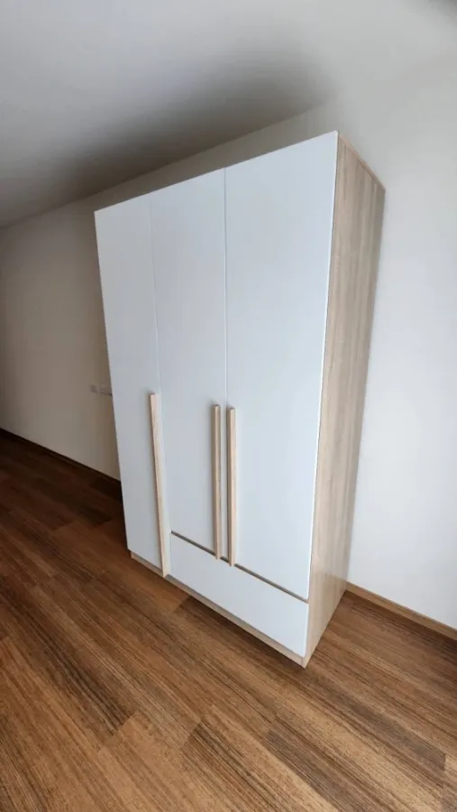 For rent Lumpini Condo Town Ekamai 48, studio room, 4th floor, comes with a very good price. You must not miss it.