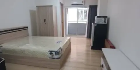 ขาย Bangkae City Condo 1 - 2 ห้องพร้อมเฟอร์ น่าอยู่ชั้นไม่สูง จองเลย