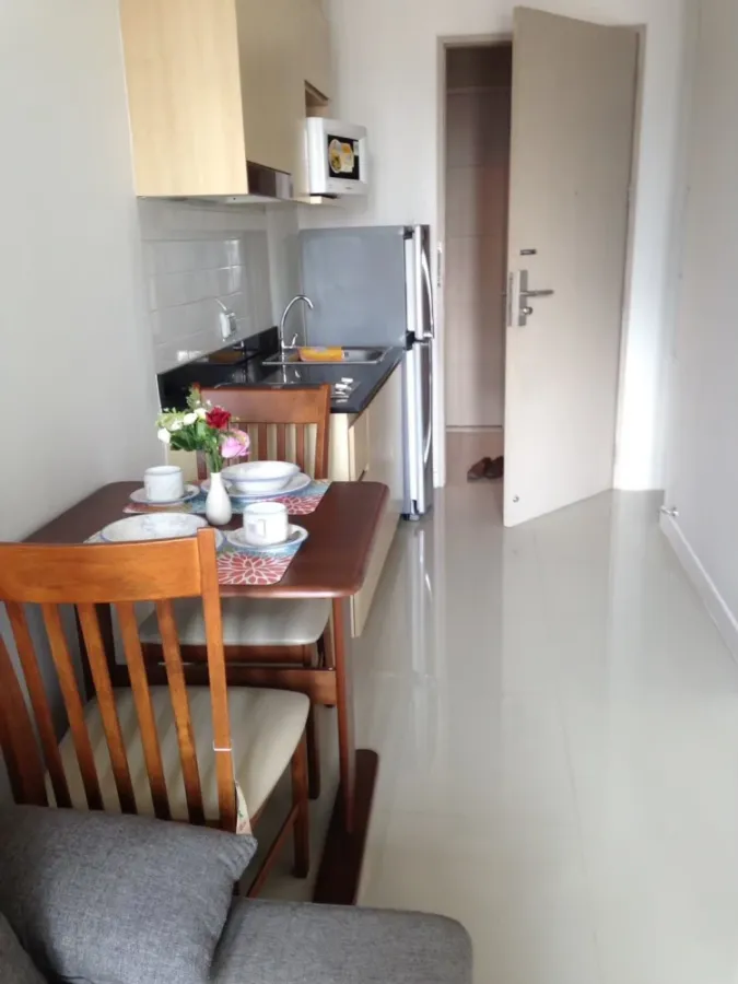 Condo for rent, Ideo Ratchada-Huai Khwang. Nice unit on the 18th floor with a great view. Excellent value. Don't miss out!