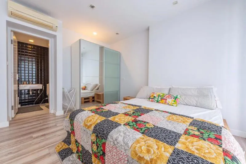 ขายคอนโด The Room สุขุมวิท 64 ขนาด 40 ตร.ม. วิวสวยโล่ง พร้อมเฟอร์ พลาดแล้วต้องเสียใจ