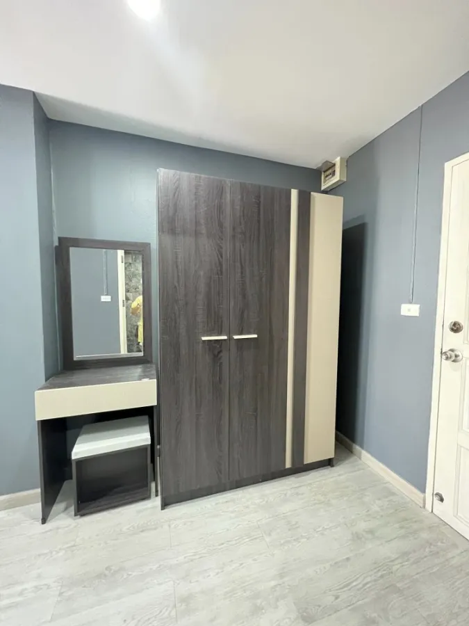 Condo for rent, Ratchada Prestige, Ladprao 48, nice room, good size, fully furnished, great price, don't miss it.