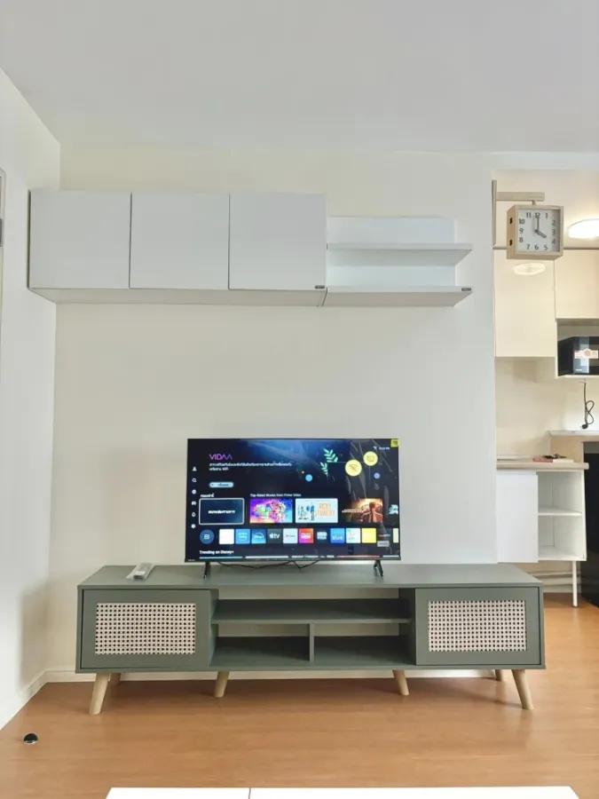 For rent: Lumpini Township Rangsit Klong 1, 4th floor, corner unit, fully furnished, ready to move in. Book now!