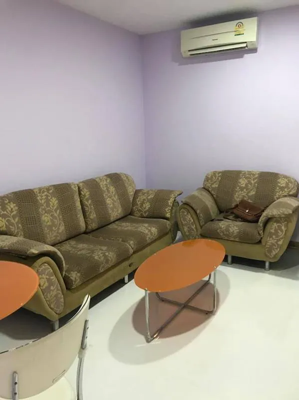 ห้องสวย ชั้นสูง วิวดี 2 นอน เฟอร์ครบ มาจองให้ไว ห้ามพลาดเด็ดขาด For rent life @ ratchada-huaikwang