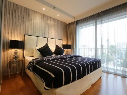 Quick sale!! Condo The Line Phahonyothin Park, 4th floor, Building A, new condition room, ready to move in, book now!!