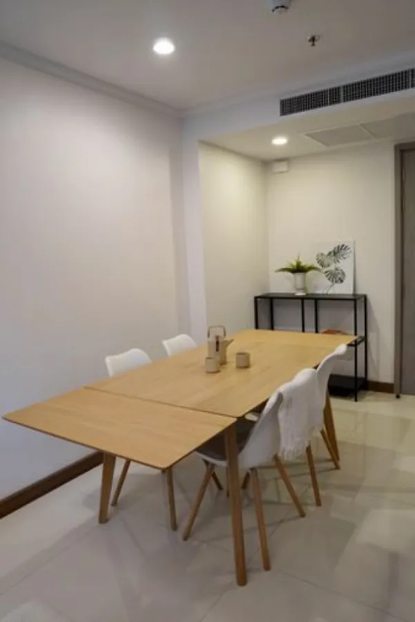 For rent!! Supalai Oriental Condo, Sukhumvit 39, 2nd floor, Building A, beautiful room, fully furnished, ready to move in, don't miss it!!