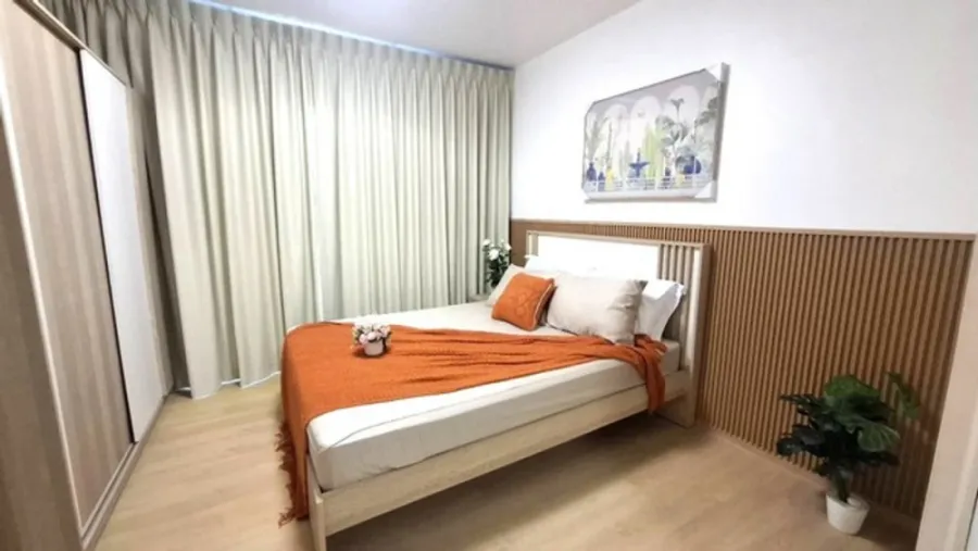 For rent: The Seed Paholyothin 14, 8th floor, city view, fully furnished, ready to move in. Book now!