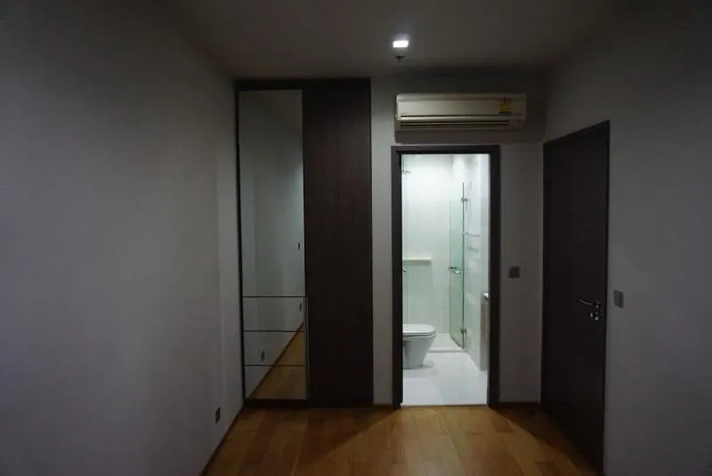 - For Sale - Condo Keyne by Sansiri, clean new room, luxury style, gold location, but friendly price Hurry to become the owner
