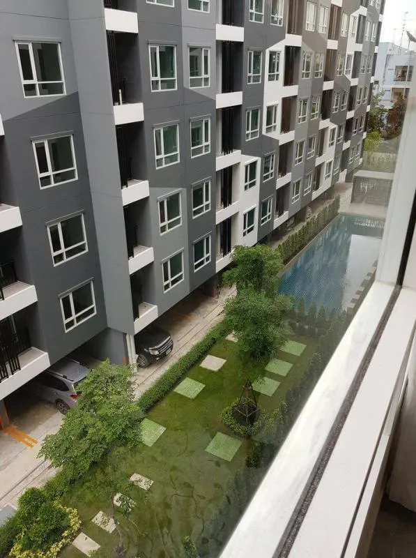 Urgent for rent !! Condo Regent Home Sukhumvit 81, beautiful room, 5th floor, near BTS, ready to move in. Don't wait.