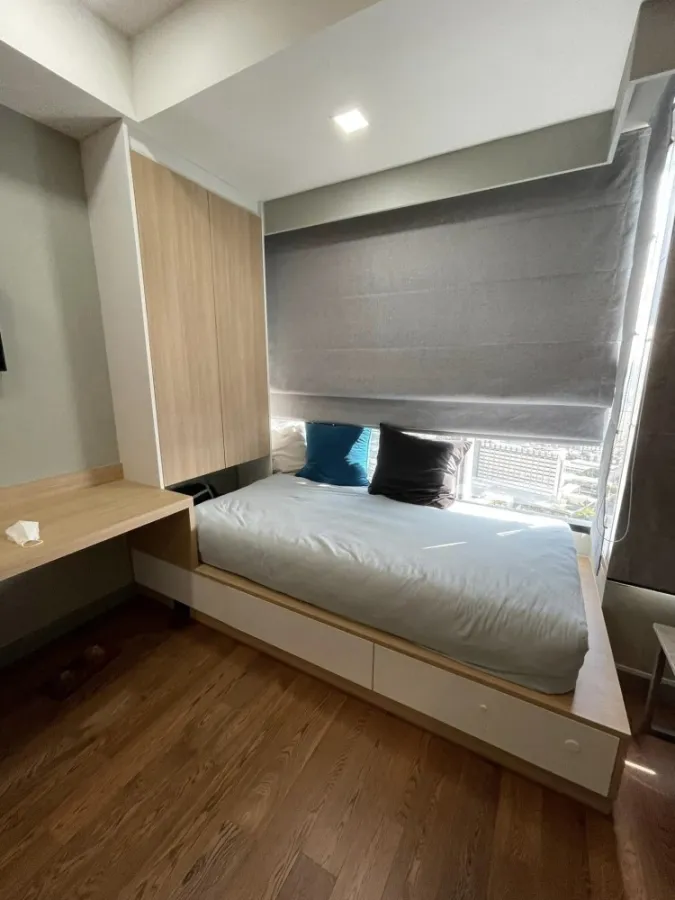 For sale rent Condo M Silom ห้องกว้างขวาง built in อย่างดี มีอ่างอาบน้ำ บอกเลยว่าห้ามพลาด