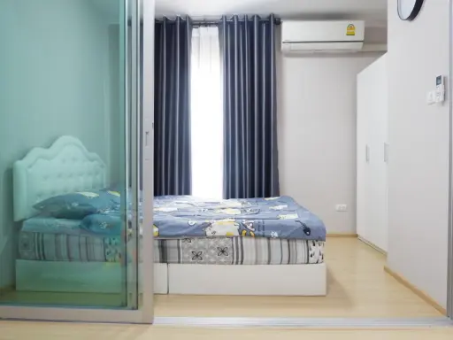Sale Plum Condo Chaengwattana, nice decoration. Sold with cork furniture The view behind the room is open and comfortable. Hurry up!!