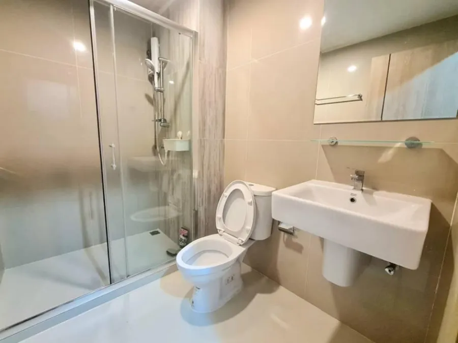 คอนโดให้เช่า Asher Suthisan Condo ห้องพร้อมอยู่ เฟอร์เครื่องใช้ไฟฟ้าครบครัน ต้องมาจับจองเลยห้ามพลาด