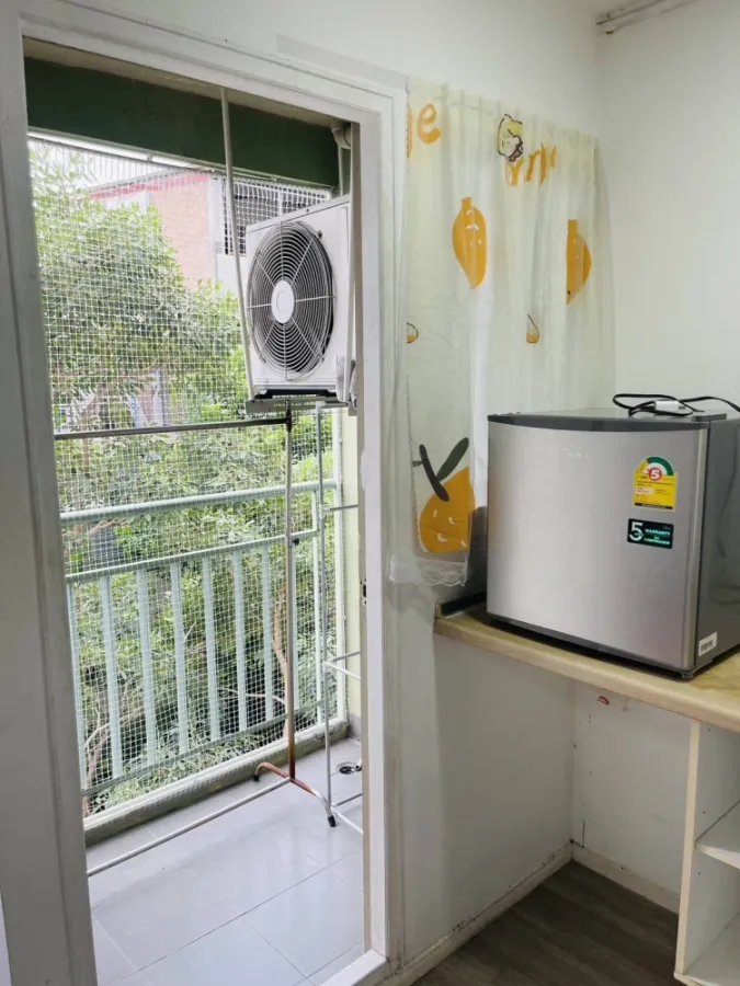 For rent: Lumpini Condotown Chonburi - Sukhumvit, a nice room on the 3rd floor, fully furnished. Hurry and reserve now!