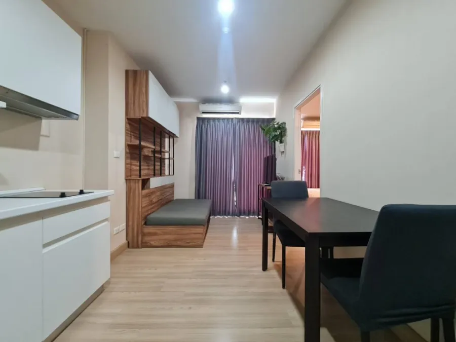 For rent, Motive Condo Sathorn - Wongwian Yai, 22nd floor, good view, nice decorated room. Fully furnished, reserve now