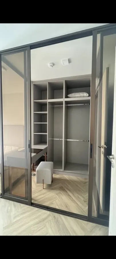 Condo for rent, Chapter Thonglor 25, decorated room, ready to move in. Complete facilities Come and reserve today, don't miss it.