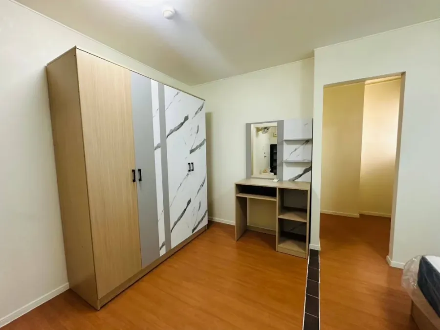 For rent Lumpini Condotown Chonburi - Sukhumvit 5th floor, Combined room, fully furnished, ready to move in, reserve now.